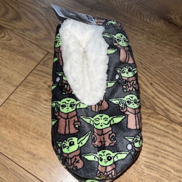 Star Wars little boy slippers NWT - Picture 1 of 4